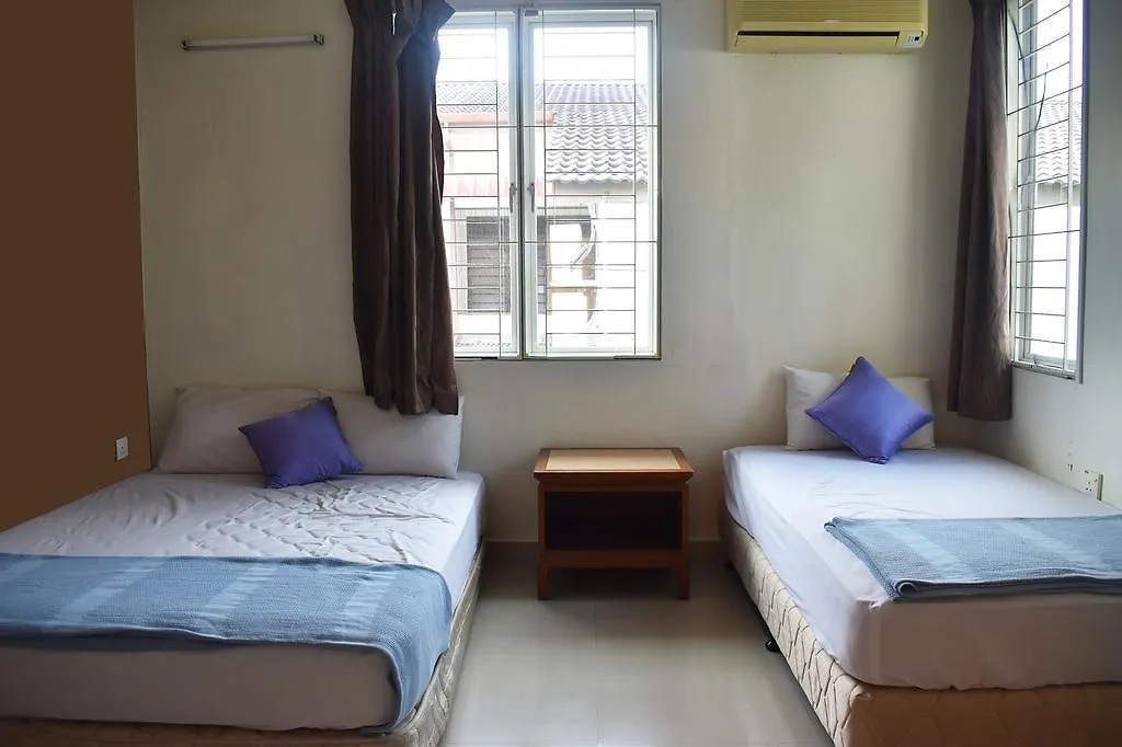 02 First Island Villa Seberang Jaya Holiday home